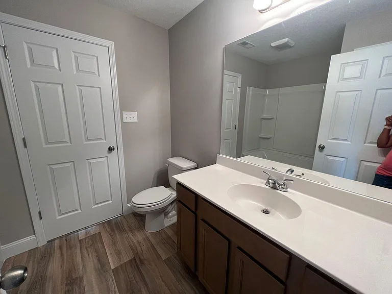 4864 Stoneyhurst Ln — Photo 28