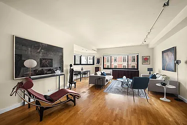 25 East 83rd Street