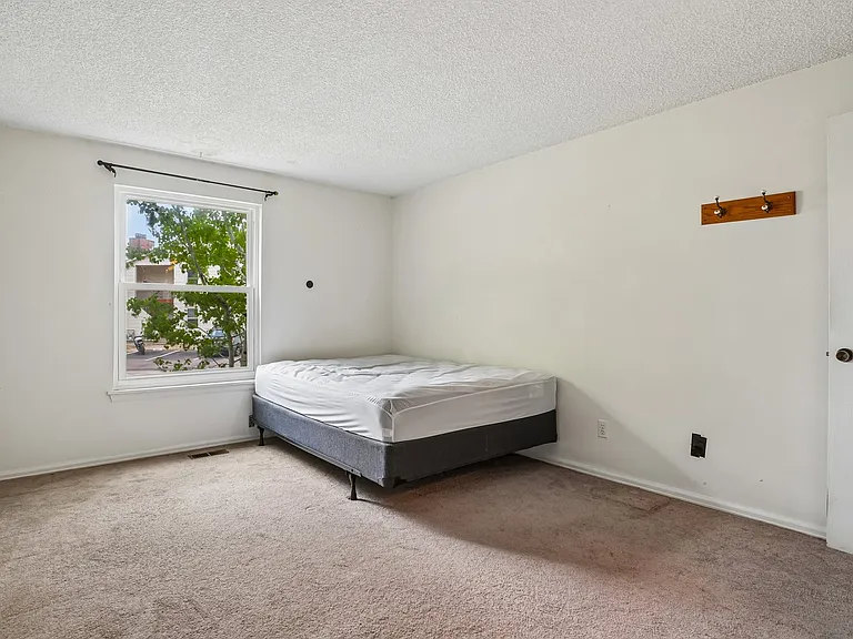 11922 Bellaire St #B — Photo 15