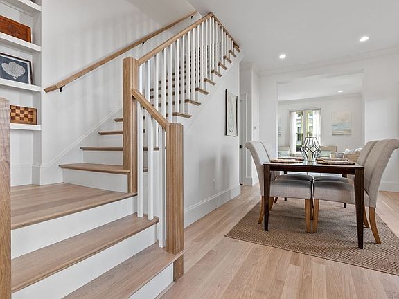 5th image of 68 Washington St #68