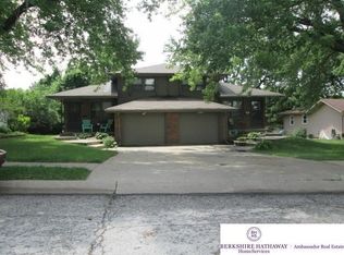 12327 Weir St, Omaha, NE 68137