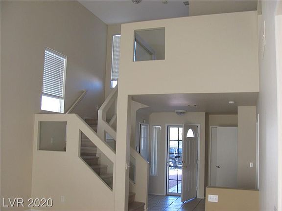 2nd image of 10203 Crepe Myrtle Ct #0