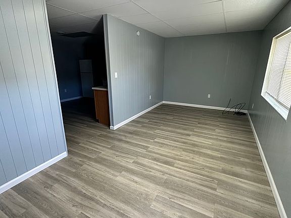 4th image of 107 Lucas Dr #4