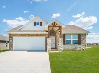 1722 Bugg St, Pea Ridge, AR 72751