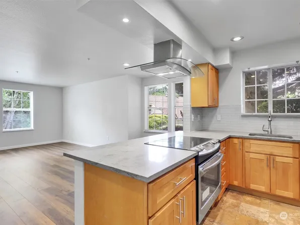 2680 118th Avenue SE #5-103, Bellevue, WA 98005