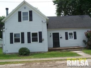 306 E Smith St, Colchester, IL 62326