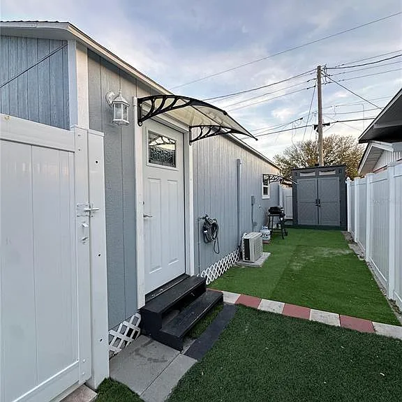 4514 W Fern St — Photo 3