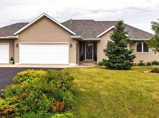 35318 Farm View St, Lake City, MN 55041