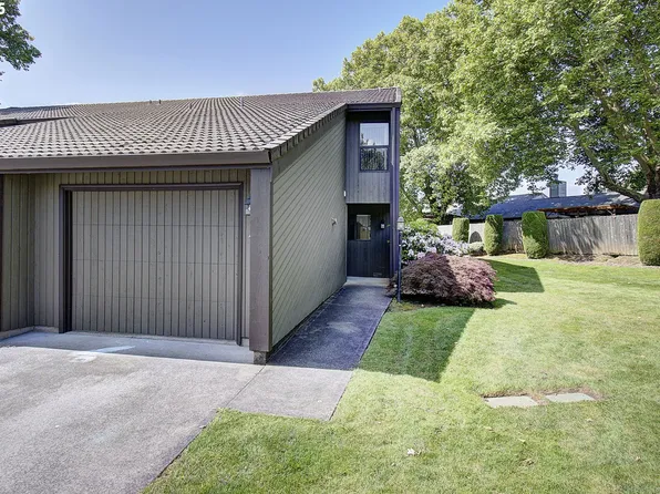 13818 NW 10th Ct APT A, Vancouver, WA 98685