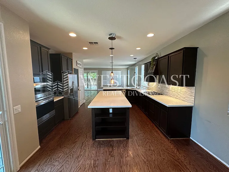 26719 Evergreen Ave — Photo 33