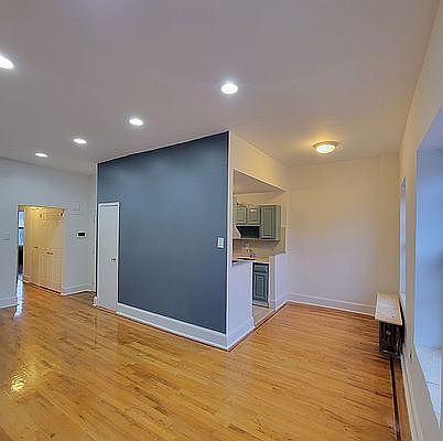 1st image of 25 W 120th St #3FF