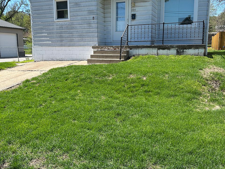 HOUSE FROM RIGHT HAND SIDE