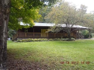1713 Mauney Cove Rd #A-2, Waynesville, NC 28786