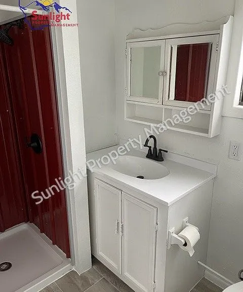517 Colorado Ave — Photo 8