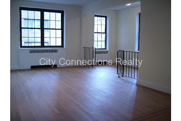 Rented by City Connections Realty | media 23