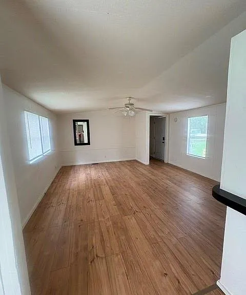 154 Mills Village Rd — Photo 2