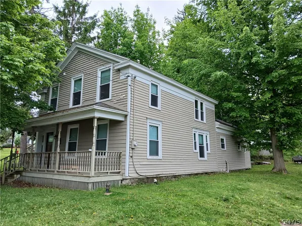 4 Murray St, Oswego, NY 13126