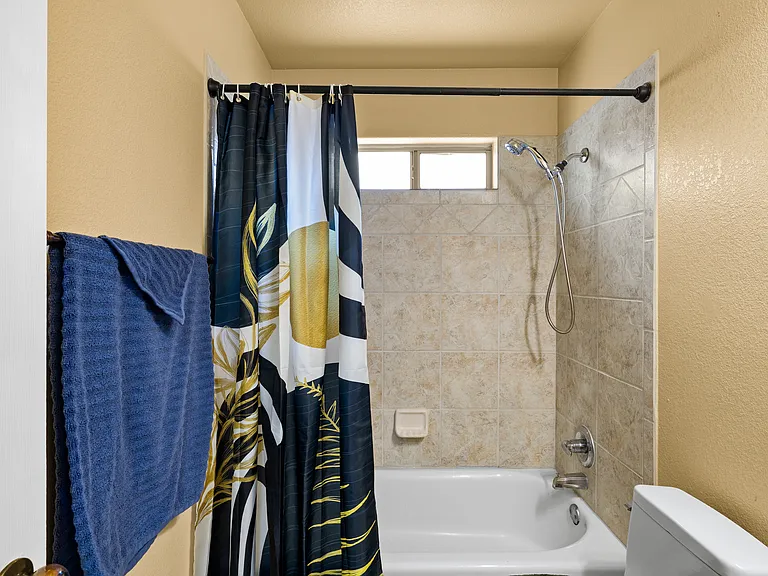1303 Fountain Loop — Photo 24
