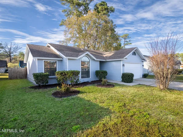 11766 KINGFISHER Lane E, Jacksonville, FL 32218
