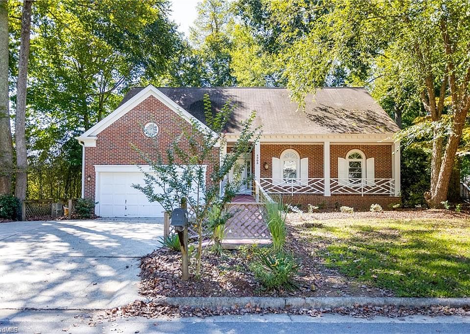 1st image of 4903 Hickory Woods Dr