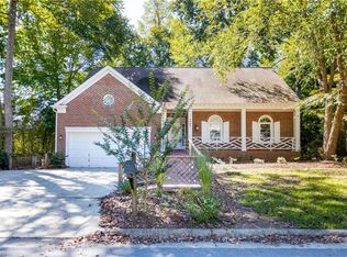 4903 Hickory Woods Dr, Greensboro, NC 27410