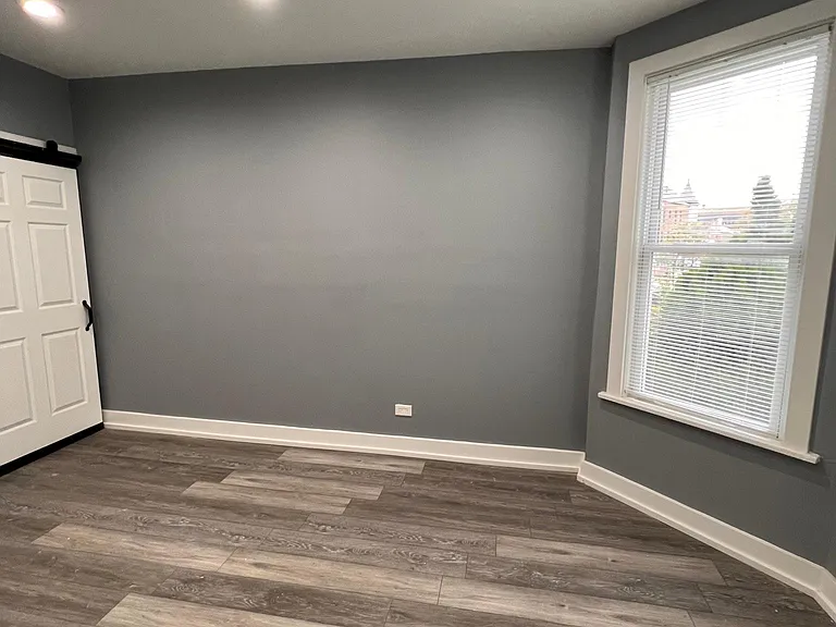 2846 N Drake Ave #1 — Photo 22