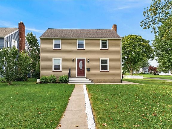 2nd image of 431 Malden St