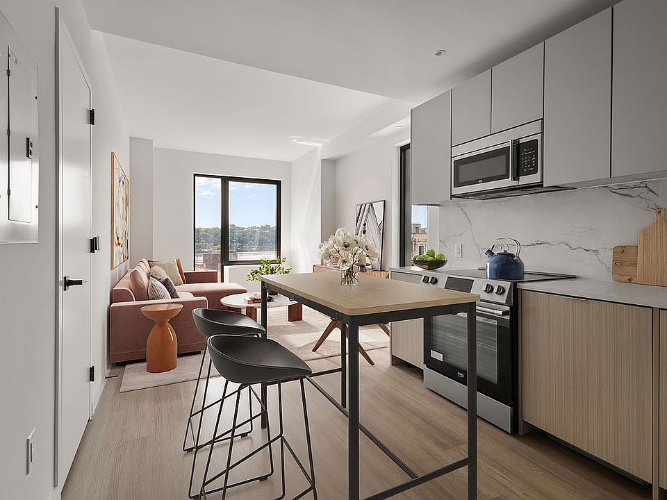 1st image of 5055 Broadway #324