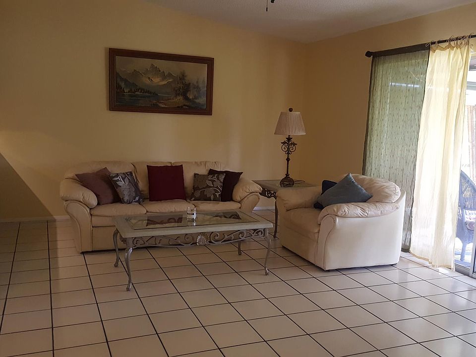 1st image of 5814 Sagunto St