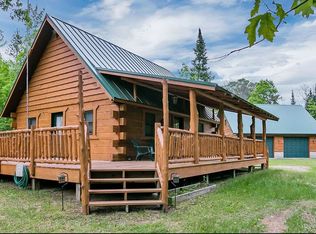 W11788 Chesapeake Run, Crivitz, WI 54114