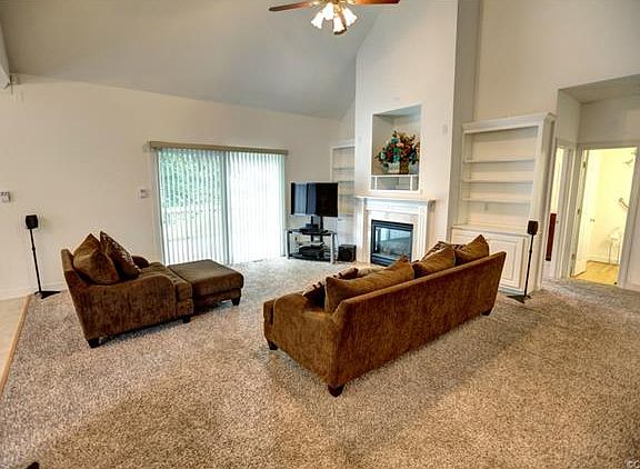 4th image of 7924 Hillcreek Dr