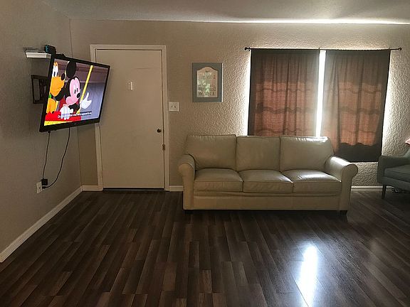 5th image of 15706 Sea Pines Dr