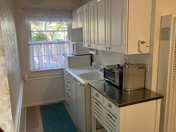5th image of 1194 Midway Dr