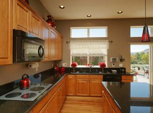 15774 W 58th Ave, Golden, CO 80403