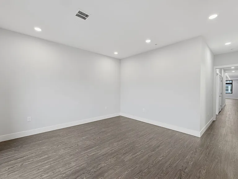 6114 Jackson St #2 — Photo 15