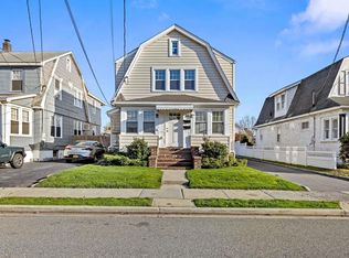 19 High St, Valley Stream, NY 11581