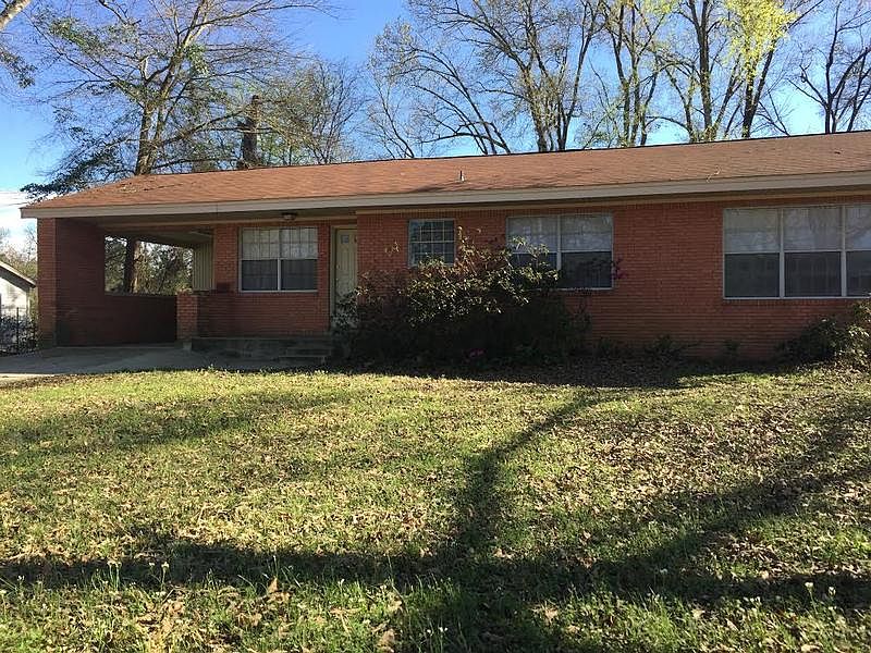 1st image of 902 E Mary Ave