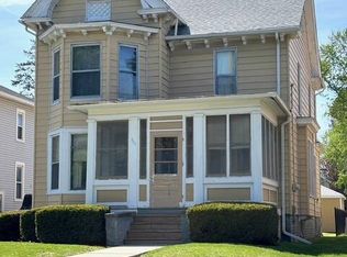 306 S A St, Monmouth, IL 61462