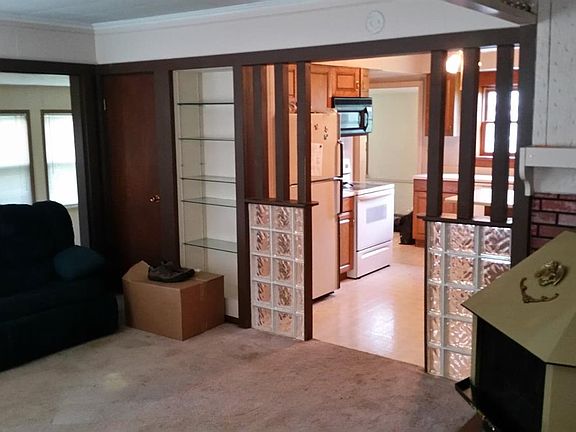 4th image of 6254 Lucas Ln