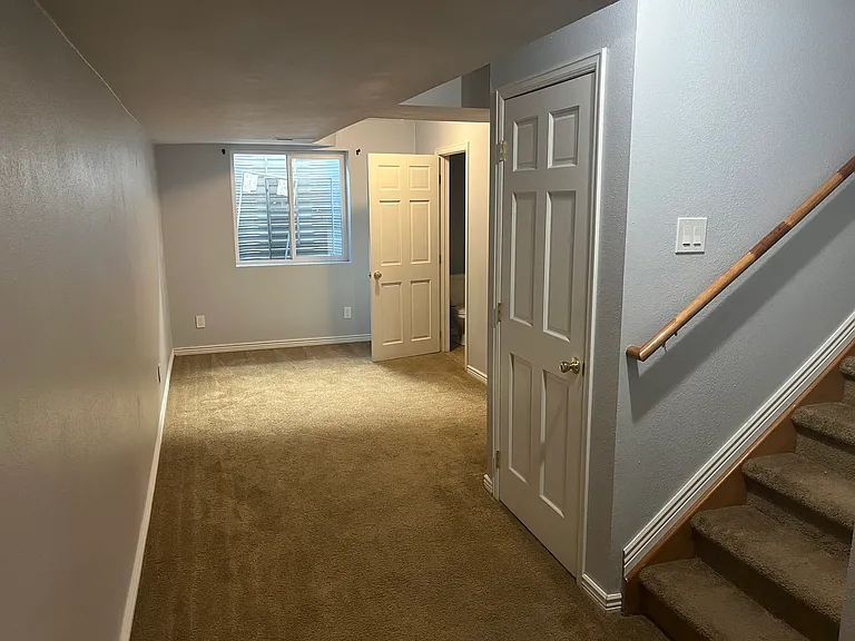 1435 Stoneham St — Photo 29