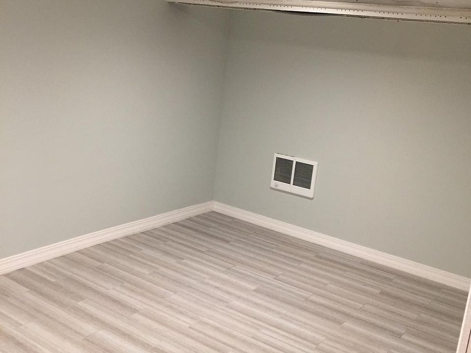 2nd image of 11021 Liverpool St