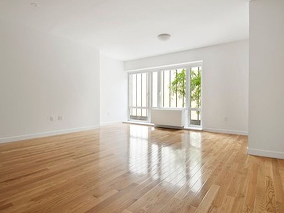 1st image of 454 W 54th St #3C