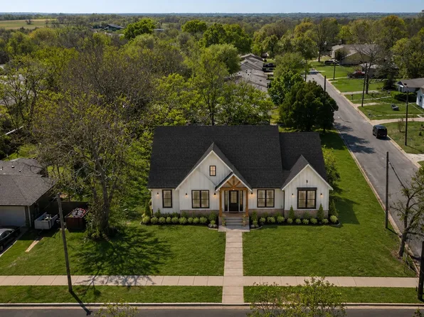 1116 E Epstein St, Sherman, TX 75090
