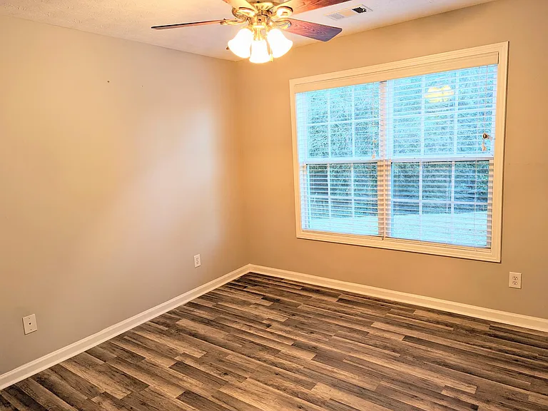 1248 Nottley Dr — Photo 11