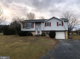 144 Schoolhouse Rd, Hamburg, PA 19526