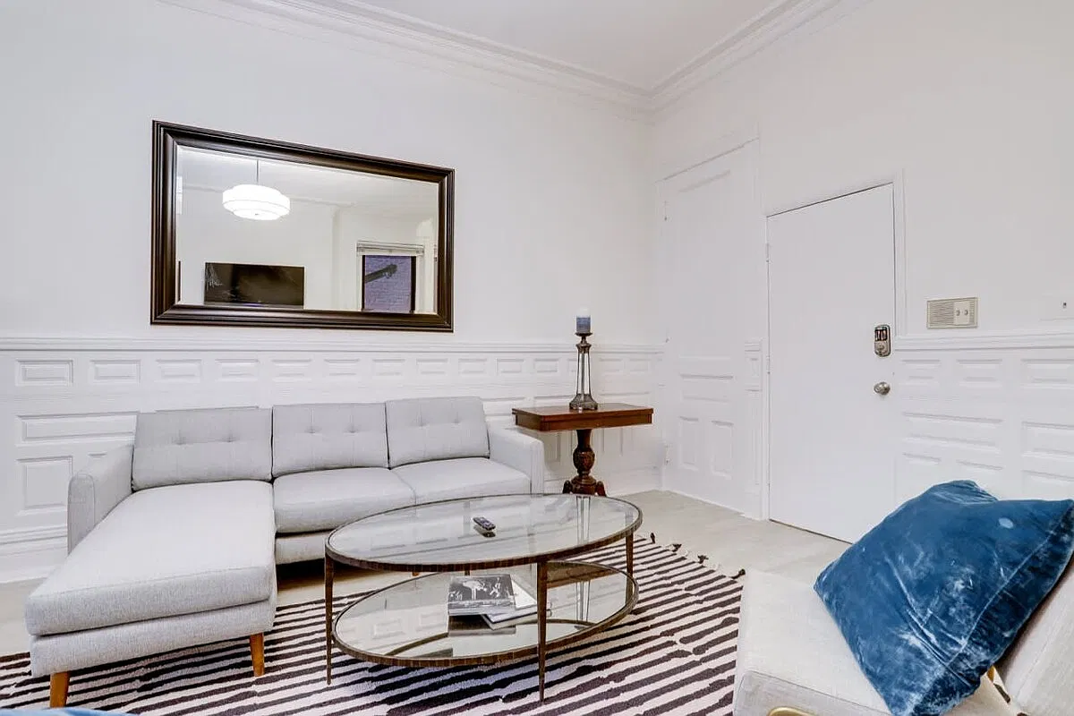 1 bed, 725 sqft, $3,800 — Photo 3