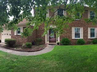 904 Shady Hollow Ln, Virginia Beach, VA 23452