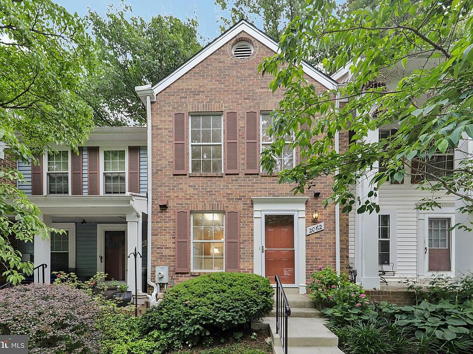 1st image of 2062 Derby Ridge Ln Unit 3-16