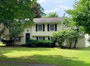129 N Lincoln St, Howard City, MI 49329