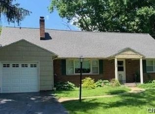 103 Pembrook Dr, Fayetteville, NY